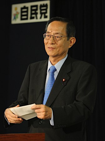 【自民総裁選】 町村氏、急病で広がる波紋