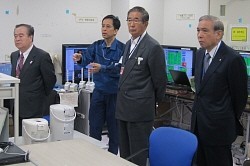 東日本大震災:福島第1原発事故 大沢知事ら福島第1原発視察 前日申請、慌ただしく /群馬
