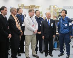 「IAEAは帰れ！」〜福島県庁前で抗議アクション