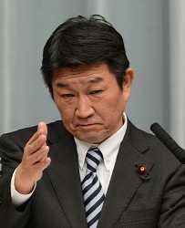 政府「原発ゼロ」目標見直し 景気次第で消費増税の先送りも