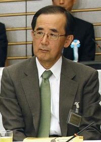 白川氏辞職へ 政治の圧力がちらつく(2月7日)