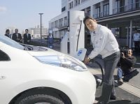 EV用充電器、つくば市が市庁舎駐車場に