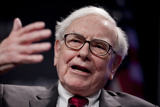 バフェット氏、240億ドルの利益でも「標準以下」-株主宛て年次書簡で