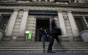 日銀、金融緩和を先取り議論…2月政策会合要旨