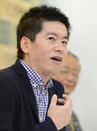 少し謙虚になって帰ってきたホリエモン―ビジネスの夢は消えず