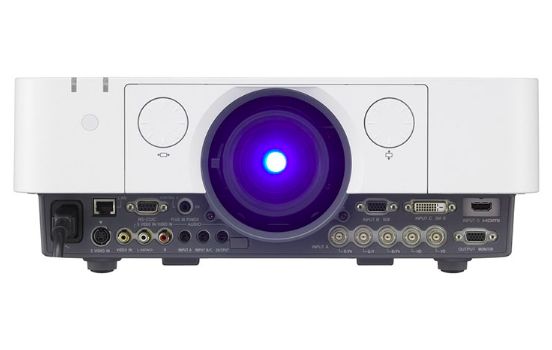 ソニー、レーザー光源採用の業務用液晶プロジェクター開発