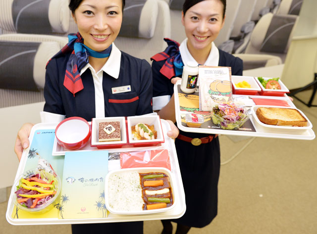 「俺の機内食」でハワイへ 日航、「俺の」店とコラボ
