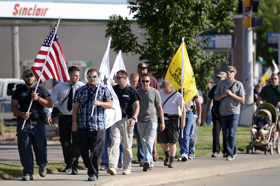 銃器持ち込み自粛を=米スタバ、規制論争に距離