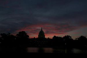 米政府、10月17日までに借り入れ手段枯渇＝ルー財務長官