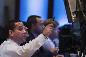 ドル反発、週間失業保険申請の予想上回る改善で＝ＮＹ市場