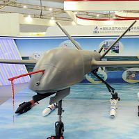 無人機の高度は民間機並み=小野寺防衛相