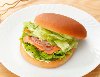 高級食パン、食べきりサイズ続々 高齢・単身に人気