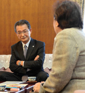 東電にXマスプレゼントを…いらだつ嘉田知事