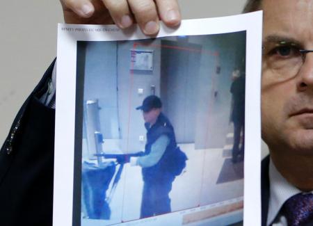 パリ騒然、中心2か所で発砲事件…1人重傷