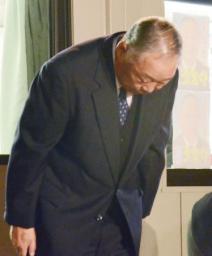 選挙:二本松市長選 新野氏が初当選 「復興スピード上げる」 /福島