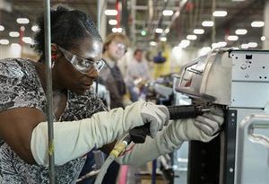 米ISM製造業景況指数:11月は上昇