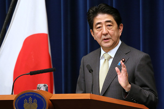 安倍内閣支持率が急低下―特定秘密保護法案への懸念反映