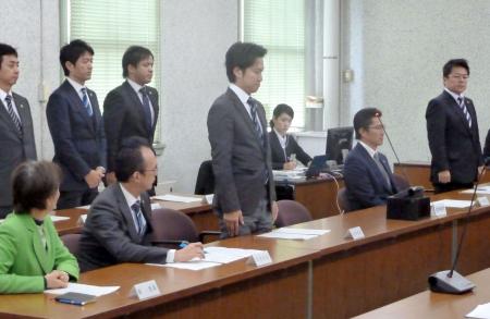 泉北高速株売却案、大阪府議会で否決 維新4人が造反