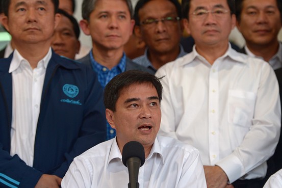 タイ情勢 総選挙の延期など求め12万人を超す大規模な反政府デモ