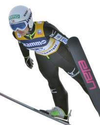 高梨、安定感で3連勝=不安定な風も、動じず-W杯ジャンプ女子