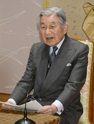 皇室:天皇陛下８０歳 皇居で一般参賀