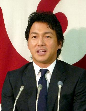 【巨人】大トリ長野2000万増の1・8億