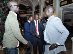 南スーダン 和平交渉始まる 地域機構と個別に会談