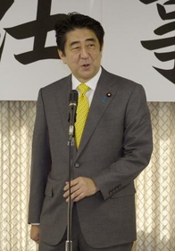 安倍首相:消費税引き上げ「賃上げが勝負」