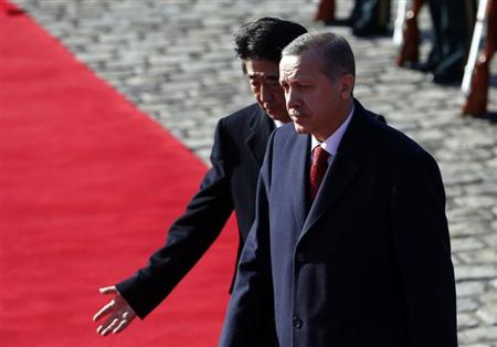 日トルコ首脳会談:EPA交渉へ 円借款も合意