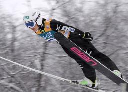 高梨が15勝目、最多記録更新