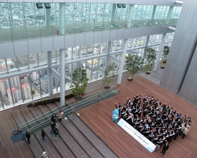 「大人の階段」上る…ハルカス階段で1637段