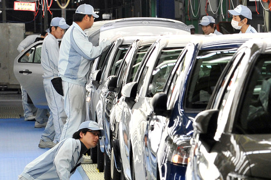 トヨタ世界販売1032万台、米中で増加見込む