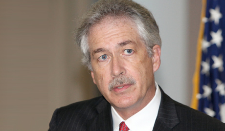 訪中の米・バーンズ国務副長官、緊張緩和へ近隣国との協力求める