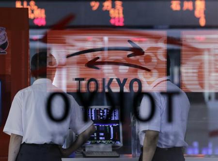 日経平均、一時500円以上下げ…全面安の展開