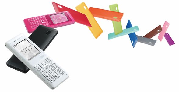 ウィルコム、新音声端末とシンプルスマホを発表