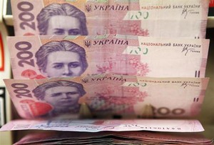 新興国株式・通貨市場で売り一服、ウクライナ通貨は下落