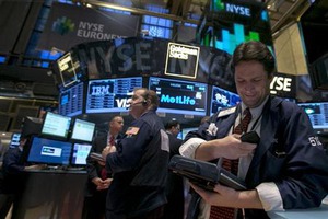 アップルCEO、年内に新分野の商品発売を表明