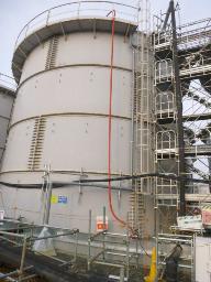 “東電任せは限界” 福島第一原発の汚染水漏れ、海外メディアが警鐘