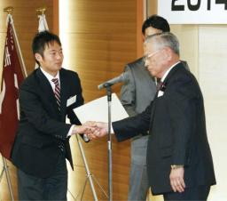 47NEWS > スポーツ > 野球 > ドラフト1位渡辺 松井裕と対戦熱望 「上の舞台一緒に」