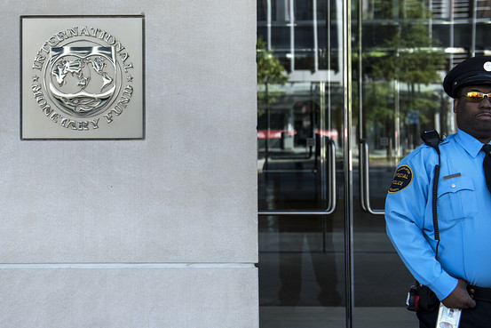 ウクライナ、国債とIMF債務の再編を検討=財務相
