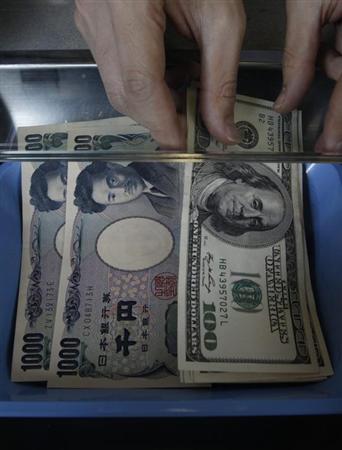 ドル103円付近、米雇用統計控えポジション調整