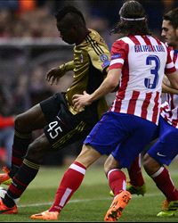 バロテリに罵声「インテルに帰れ!」