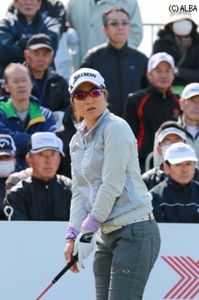 藤本ら3人が首位=森田は12位スタート-プロギア女子ゴルフ