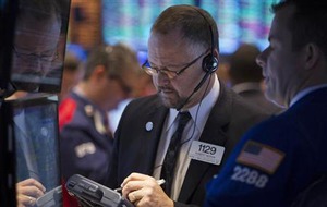 米国株式市場・序盤=小幅下落、イエレンFRB議長の発言に注目