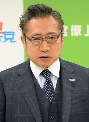 DHC会長:「みんな・渡辺代表に8億円」 収支報告なく