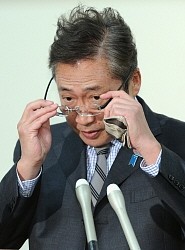 渡辺・みんなの党代表:辞任 借入金「党勢拡大に」 8億円完済「迷惑掛けた」