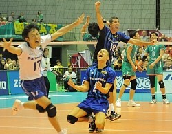 パナソニック ２季ぶり５度目Ｖ 強打のＪＴ押し切る