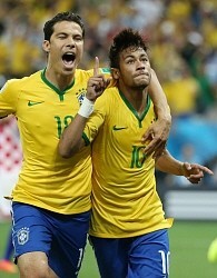ブラジル Ｗ杯開幕戦飾った ネイマール２発で逆転勝ち