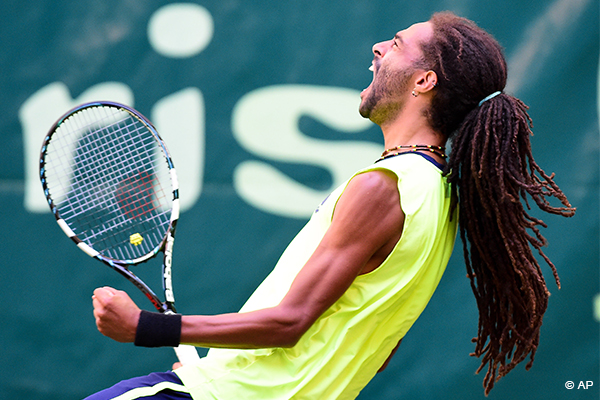 全仏テニス王者ナダル、８強逃す ゲリー・ウェバーＯＰ