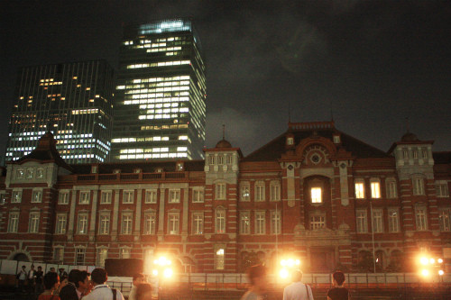 2014年06月22日 夏至の夜にライトダウンされた名古屋城=稲垣政則撮影